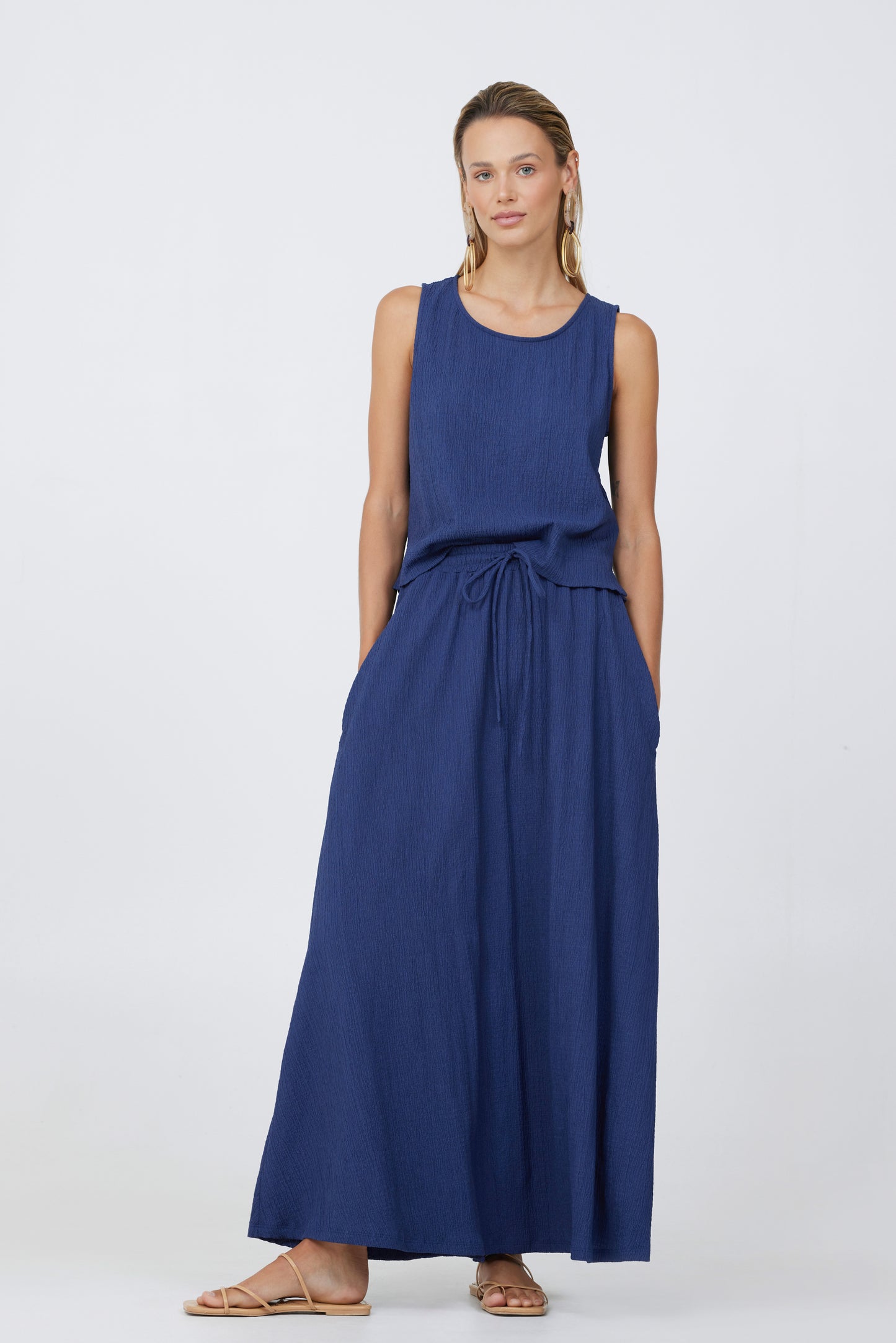 Crinkle Back Keyhole Tank