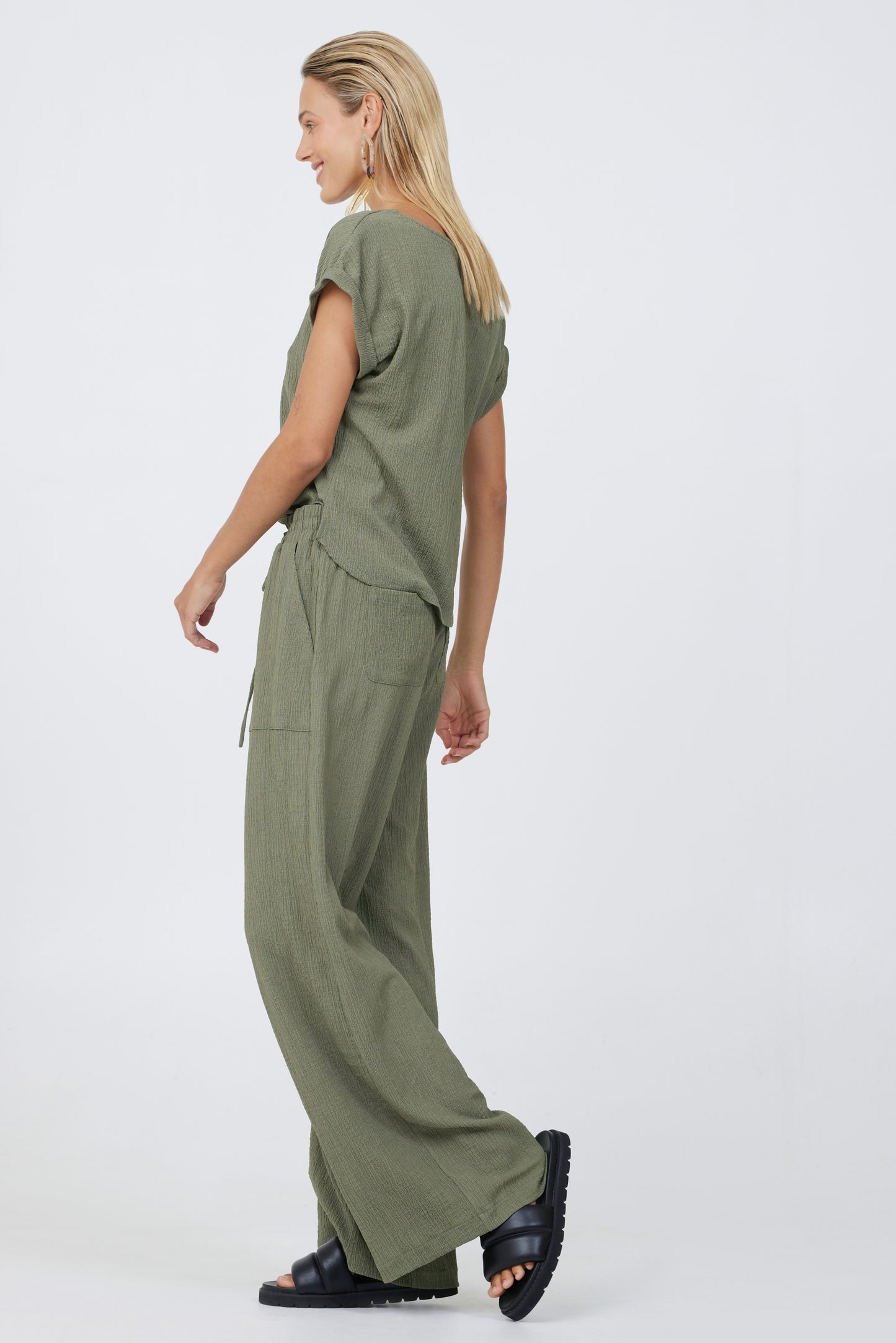NAOMI PANT