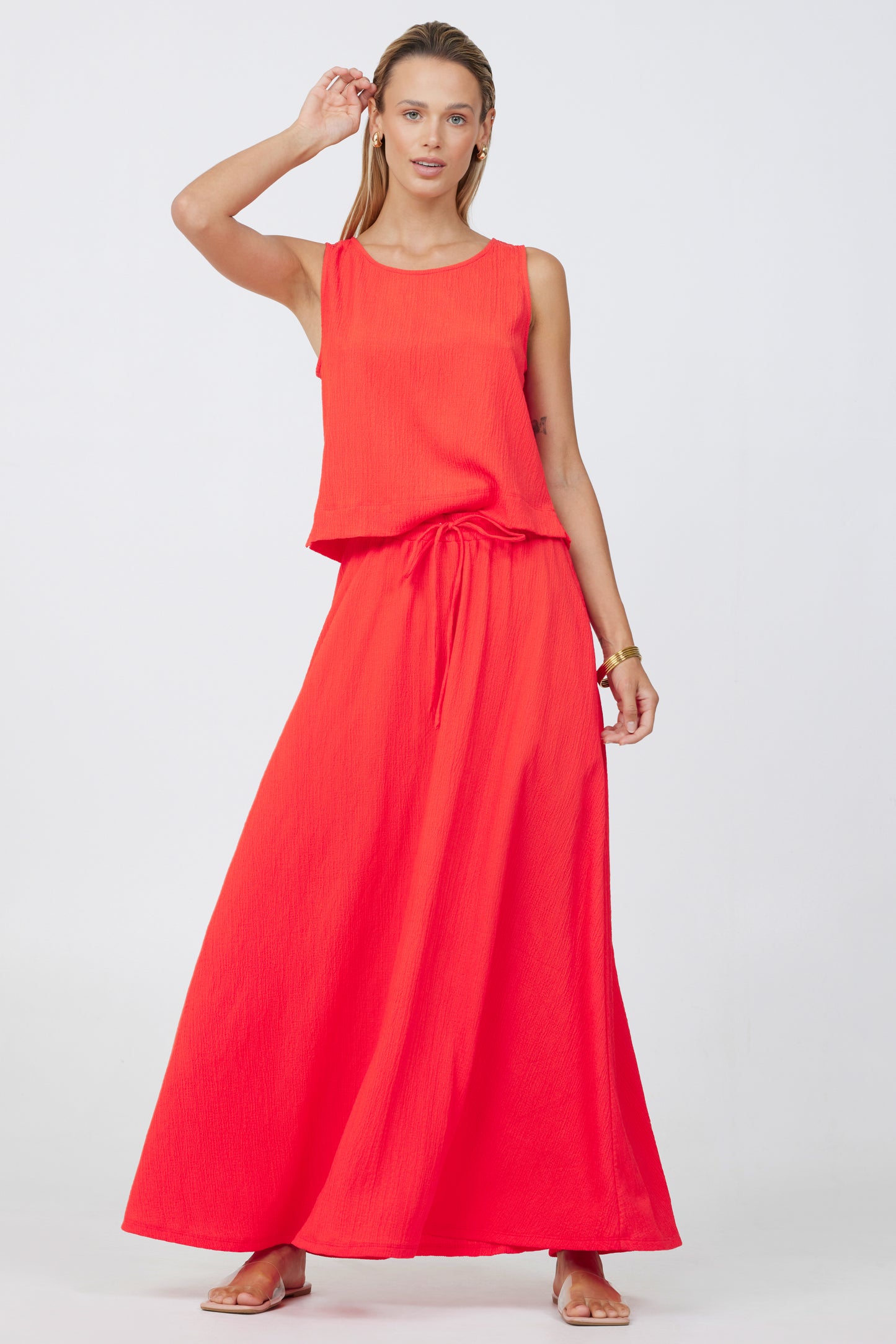 Crinkle Back Keyhole Tank