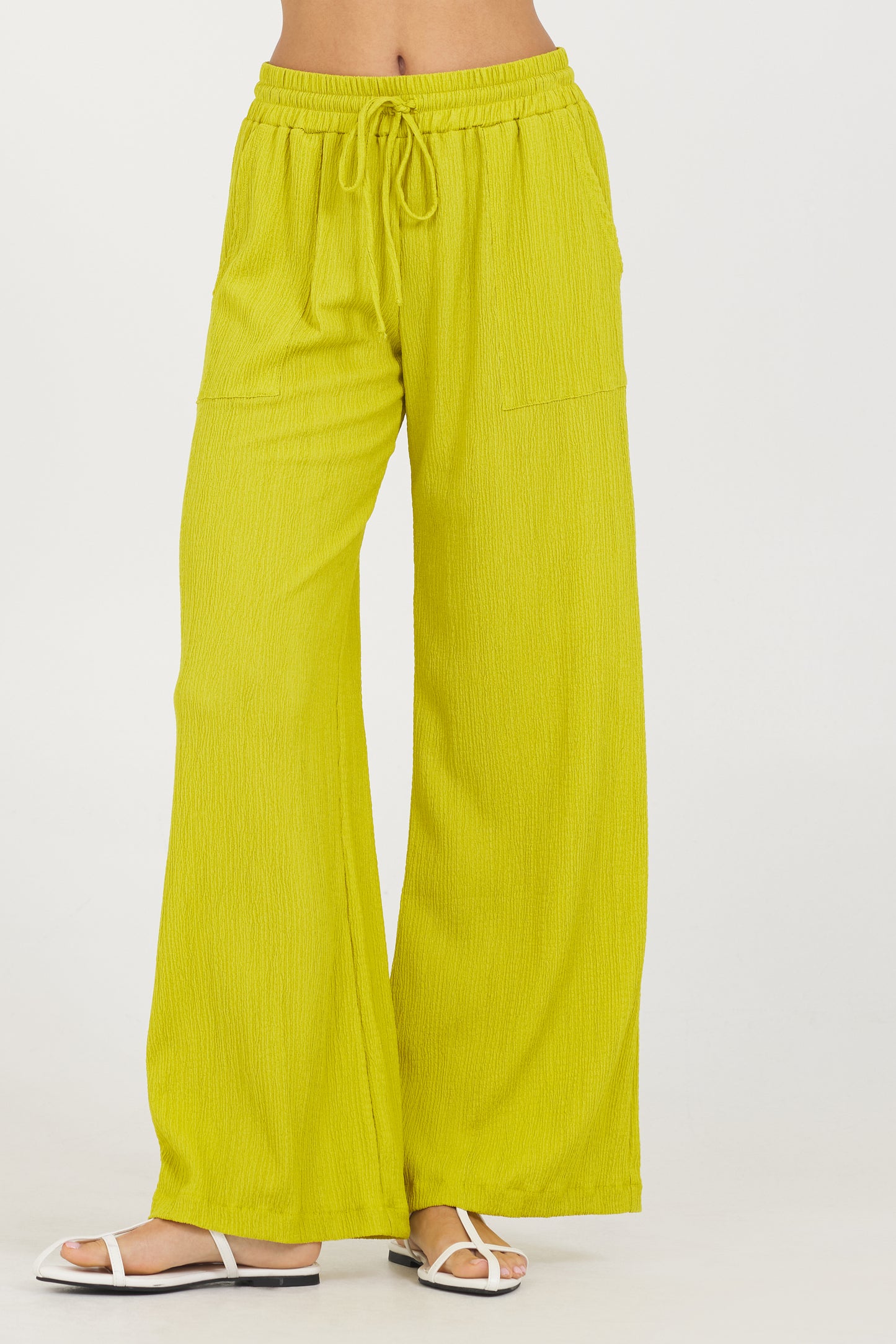 A Crinkle Texture Wide Leg Pant