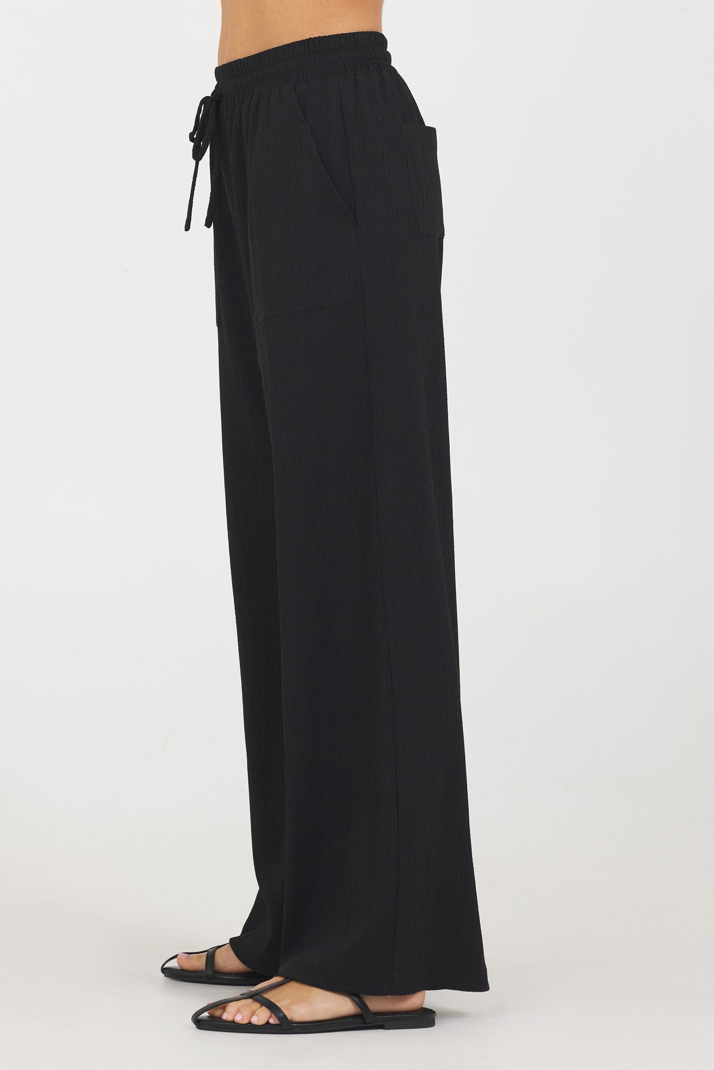 A Crinkle Texture Wide Leg Pant