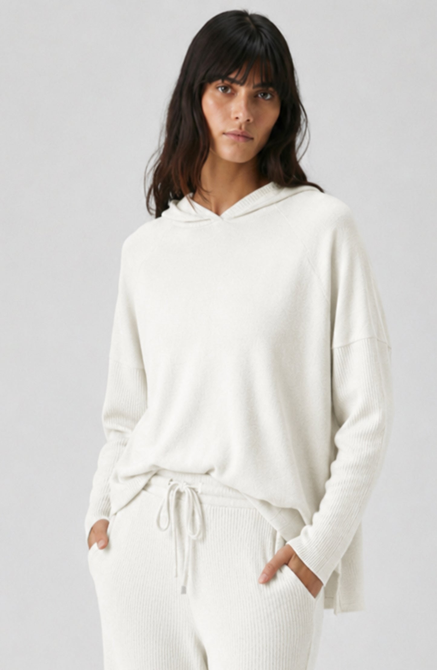 TIEGAN HOODIE