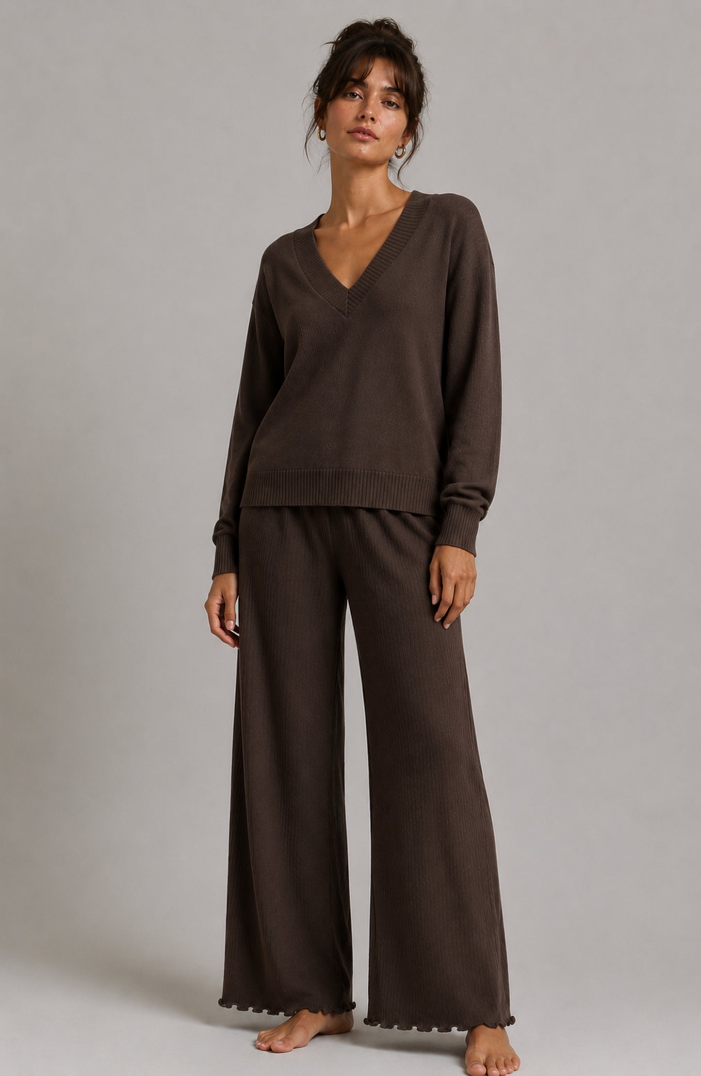 REMY V NECK