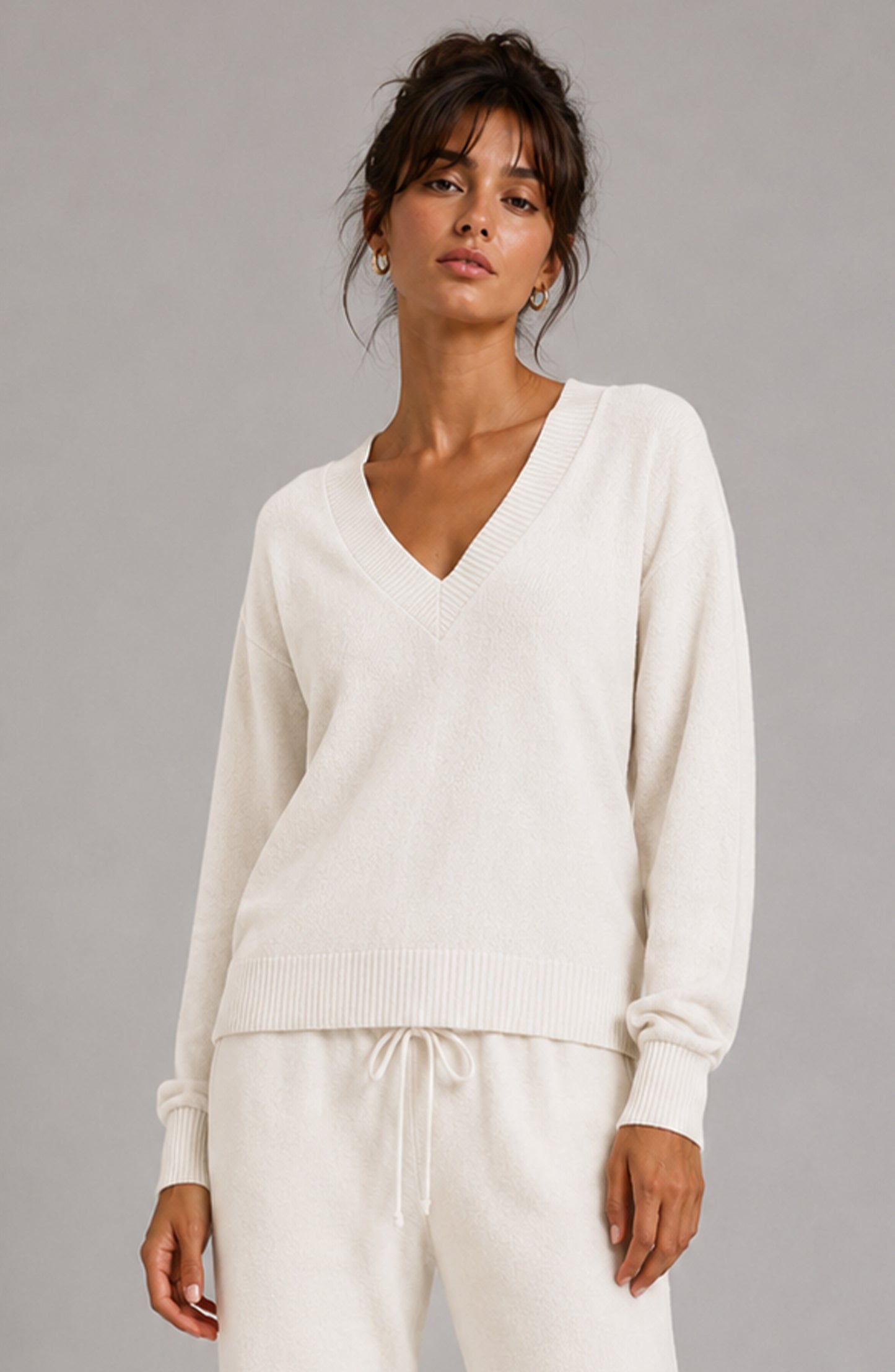 REMY V NECK