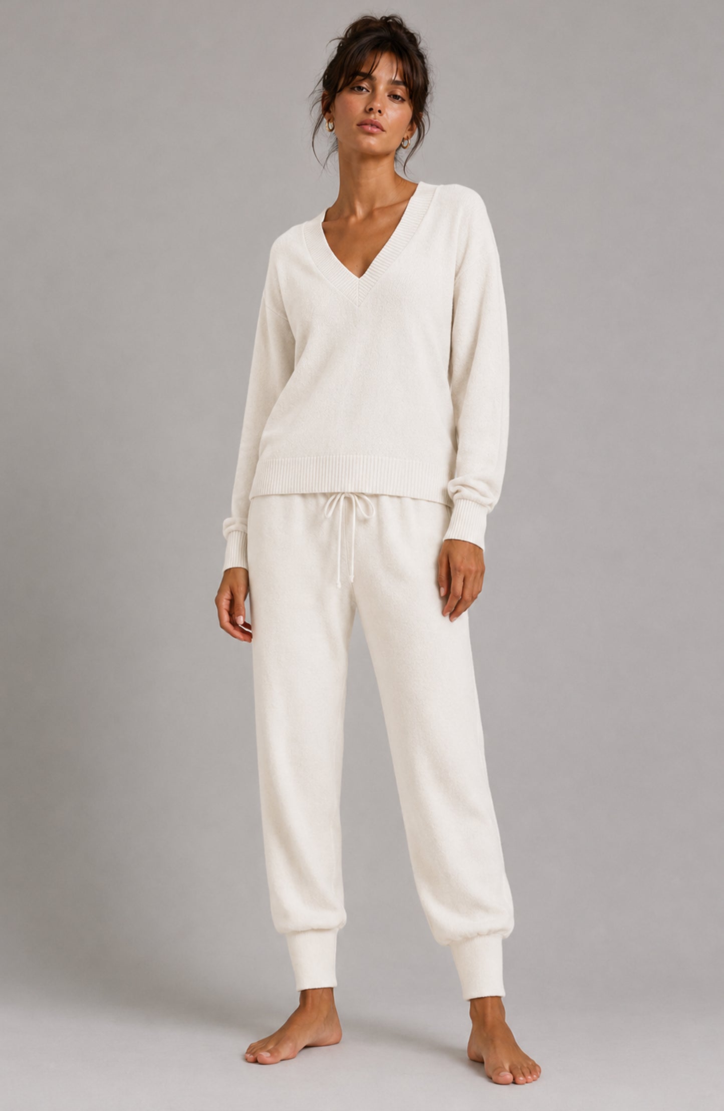 REMY V NECK